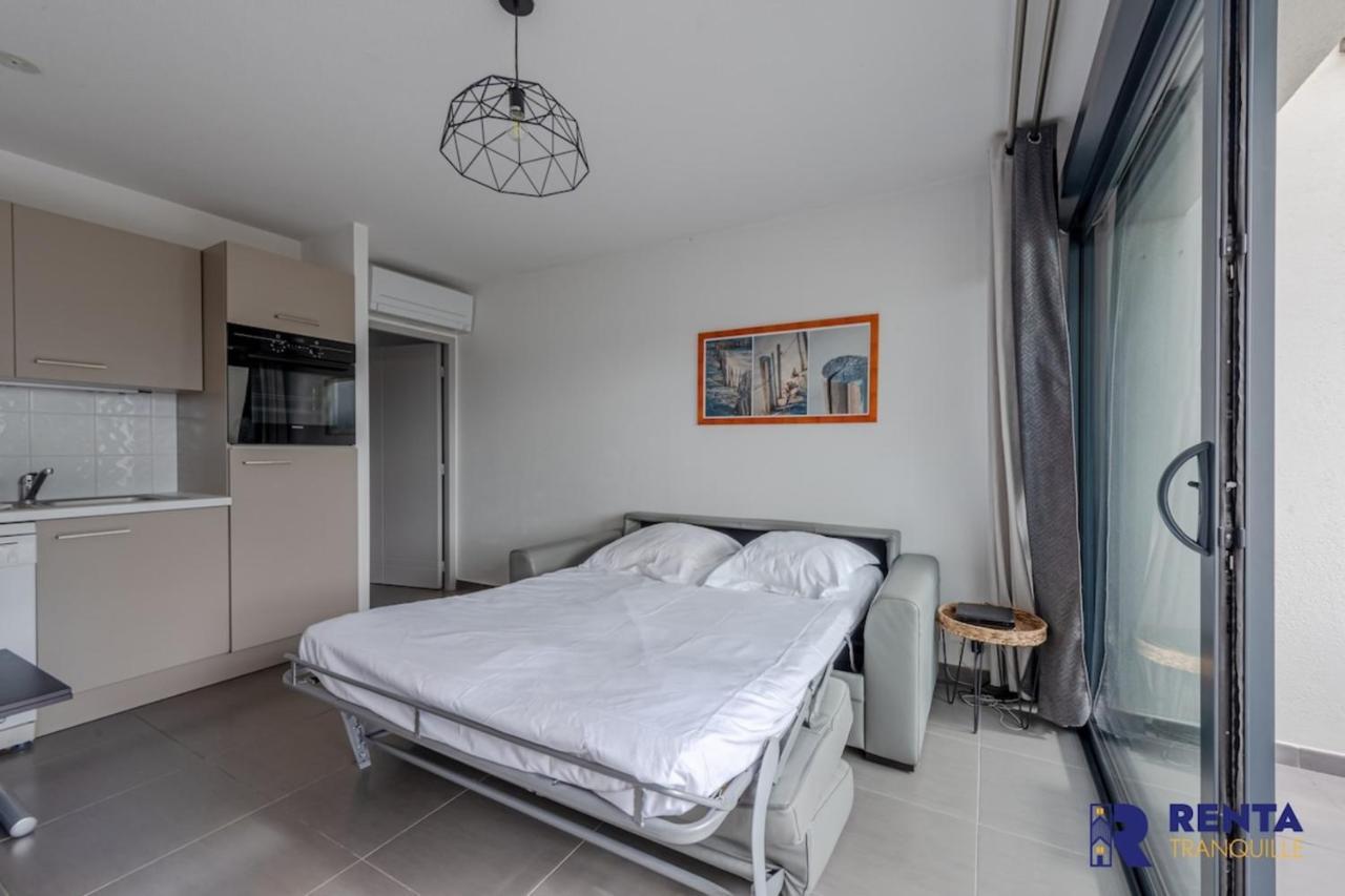 Le Backspin - Appartement Moderne Avec Terrasse سان سيبريان المظهر الخارجي الصورة