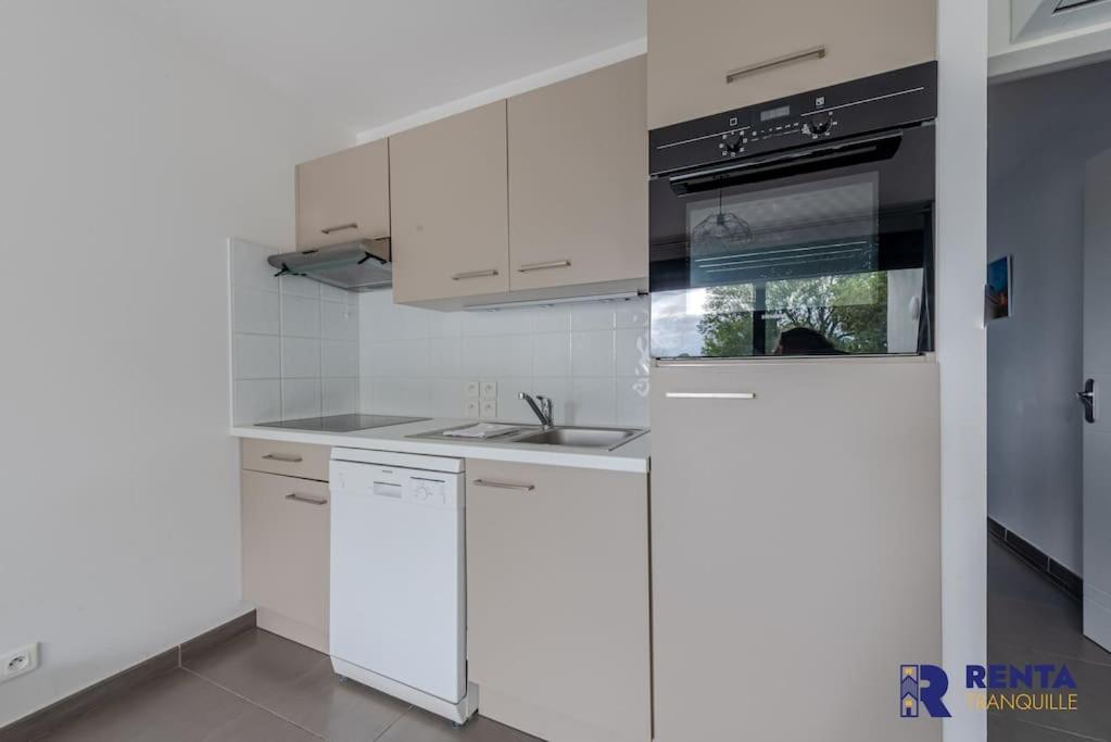 Le Backspin - Appartement Moderne Avec Terrasse سان سيبريان المظهر الخارجي الصورة